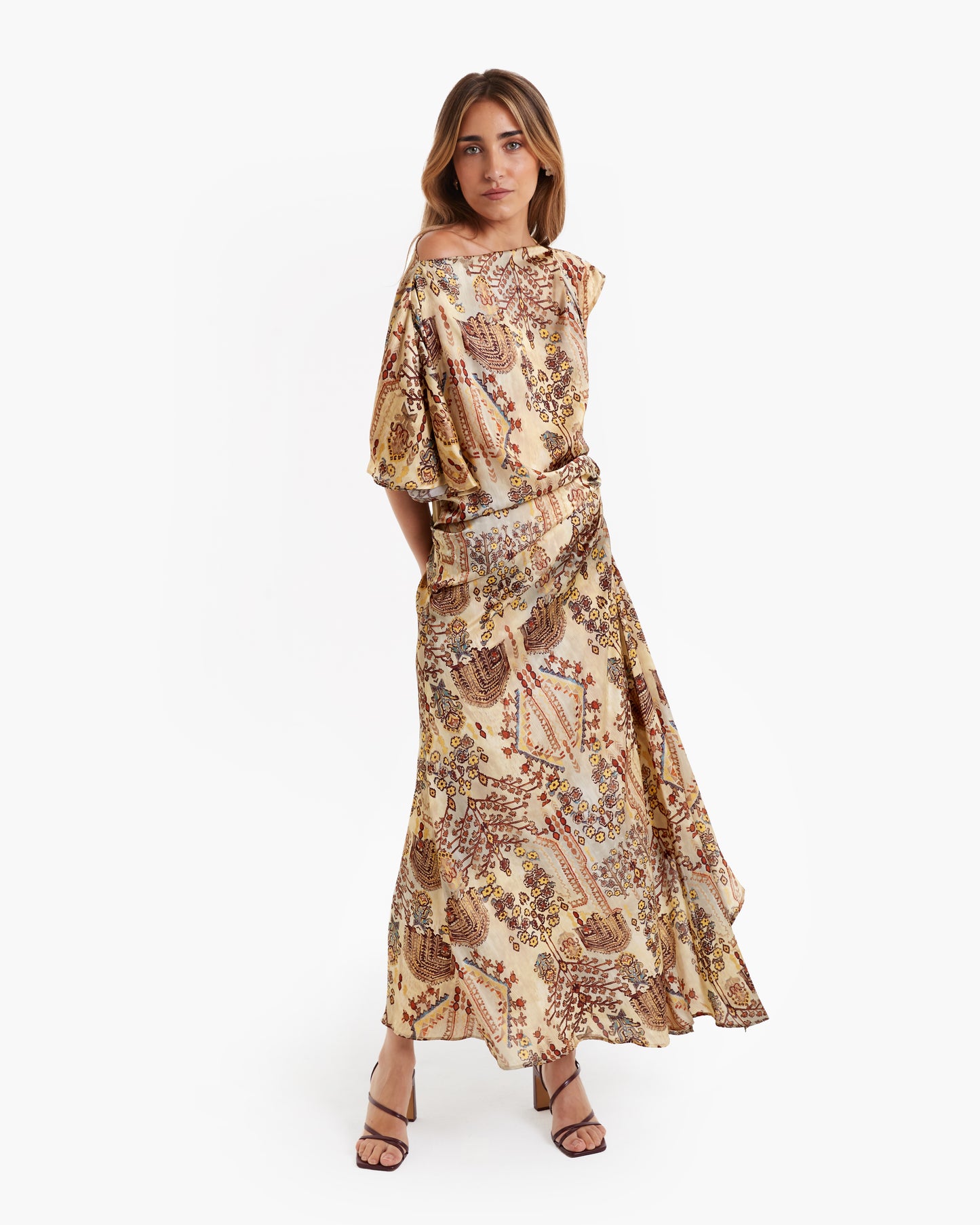 Hoss Intropia-Vestido Midi Carrion