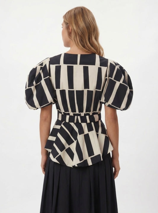 Johanna Ortiz - Conjunto Top Clavel 2