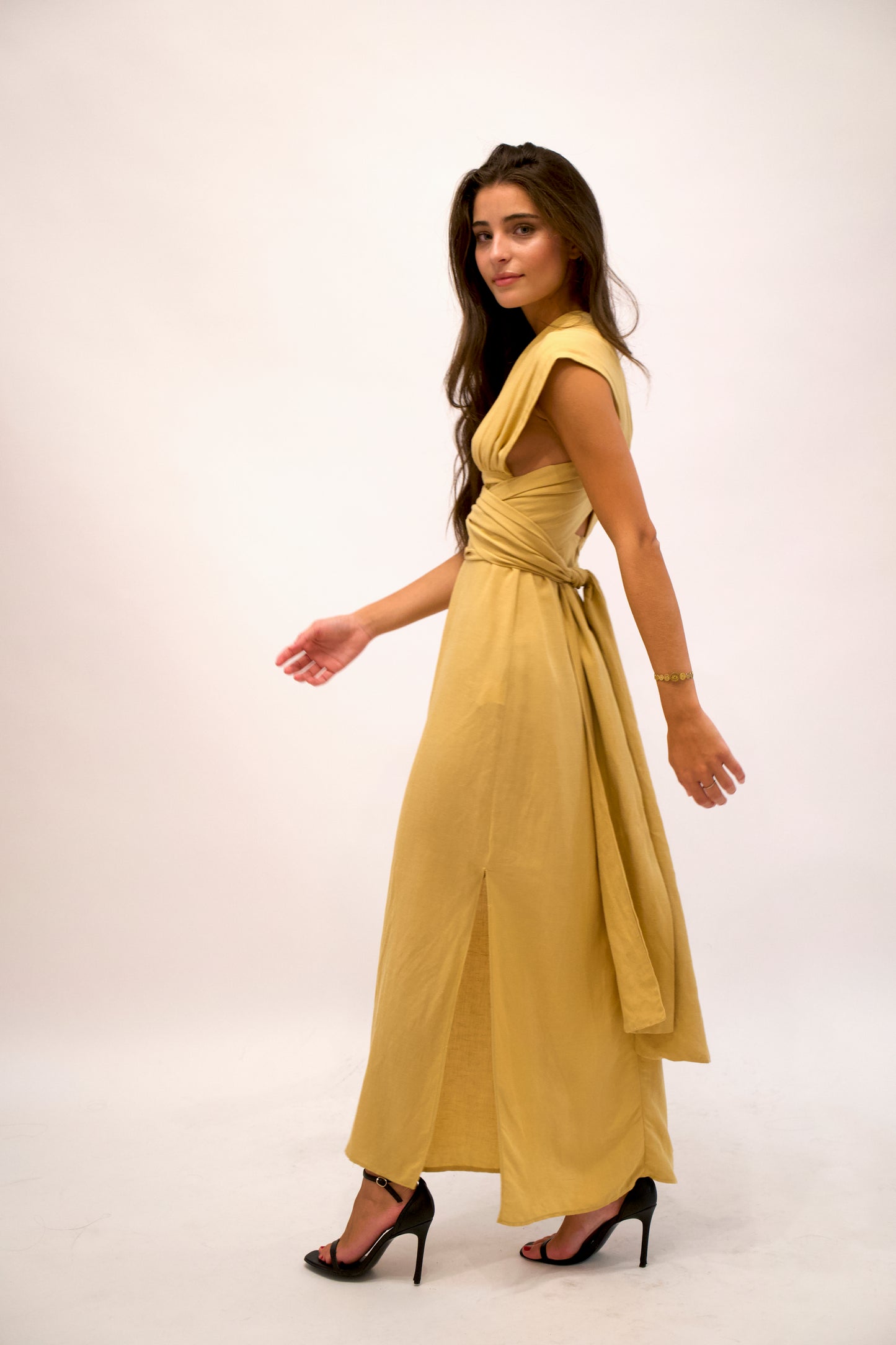 Name the brand - Vestido Midi Mustard