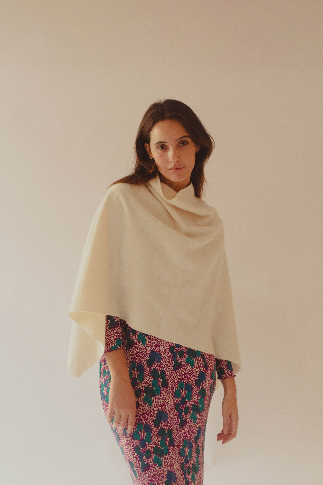 Capa Lana y Cashmere Crudo