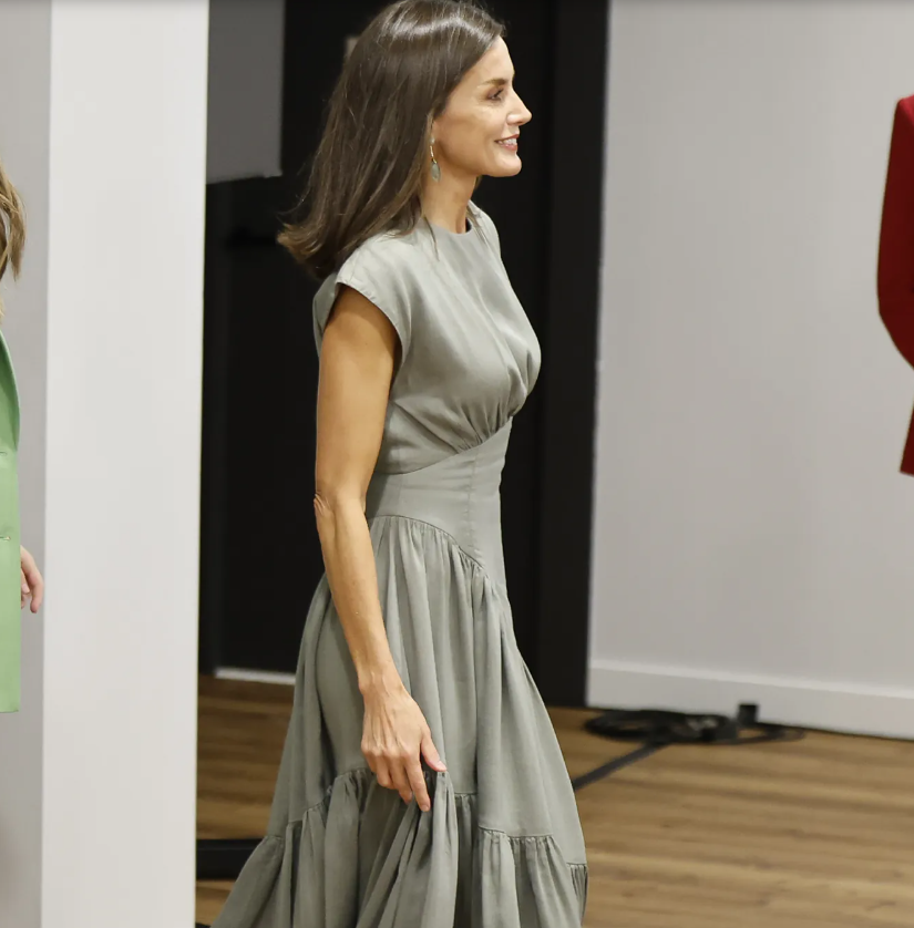 Moda circular en España: por qué cada vez más mujeres alquilan