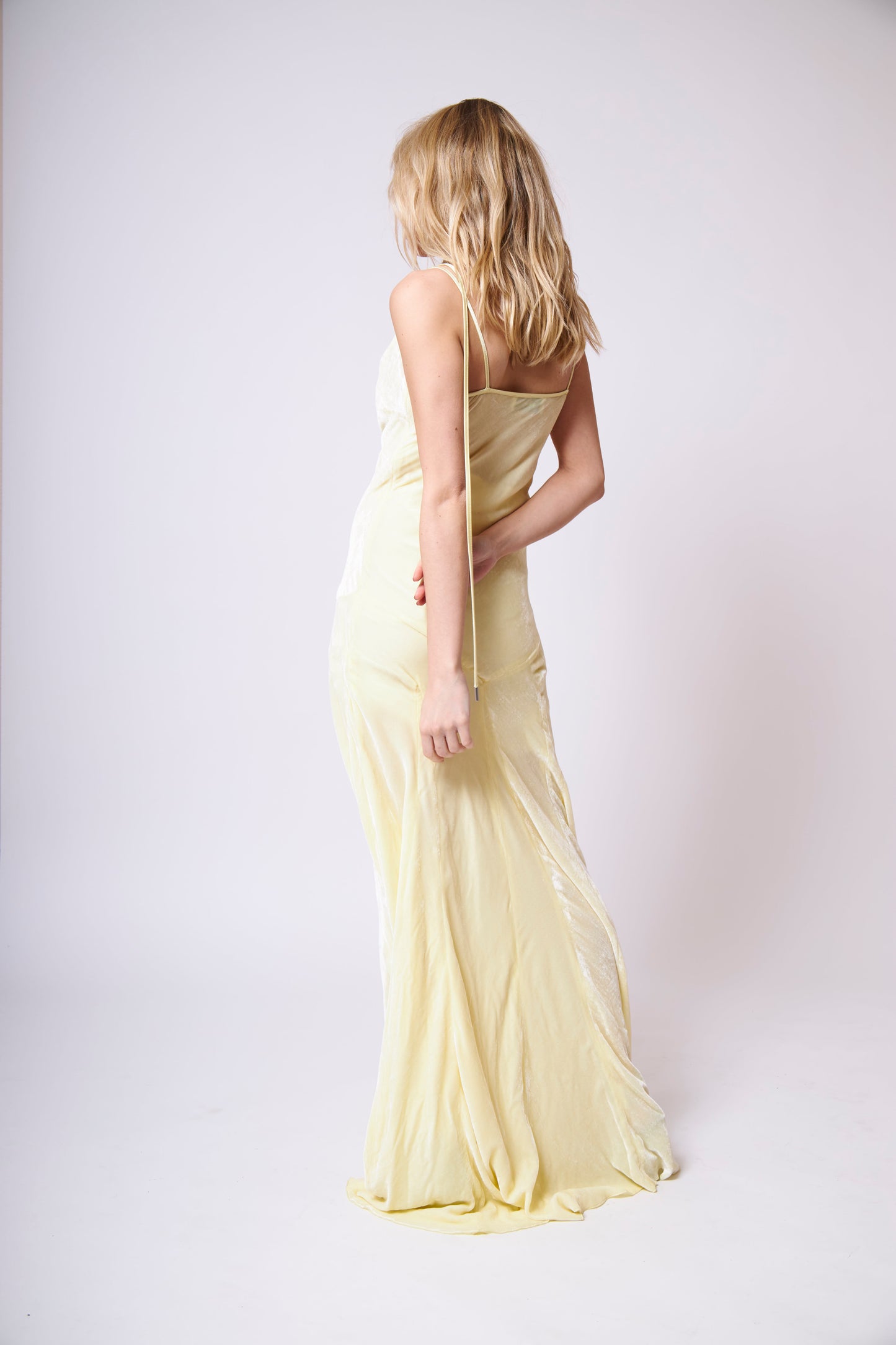 16Arlinghton - Vestido Maxi Chelsea