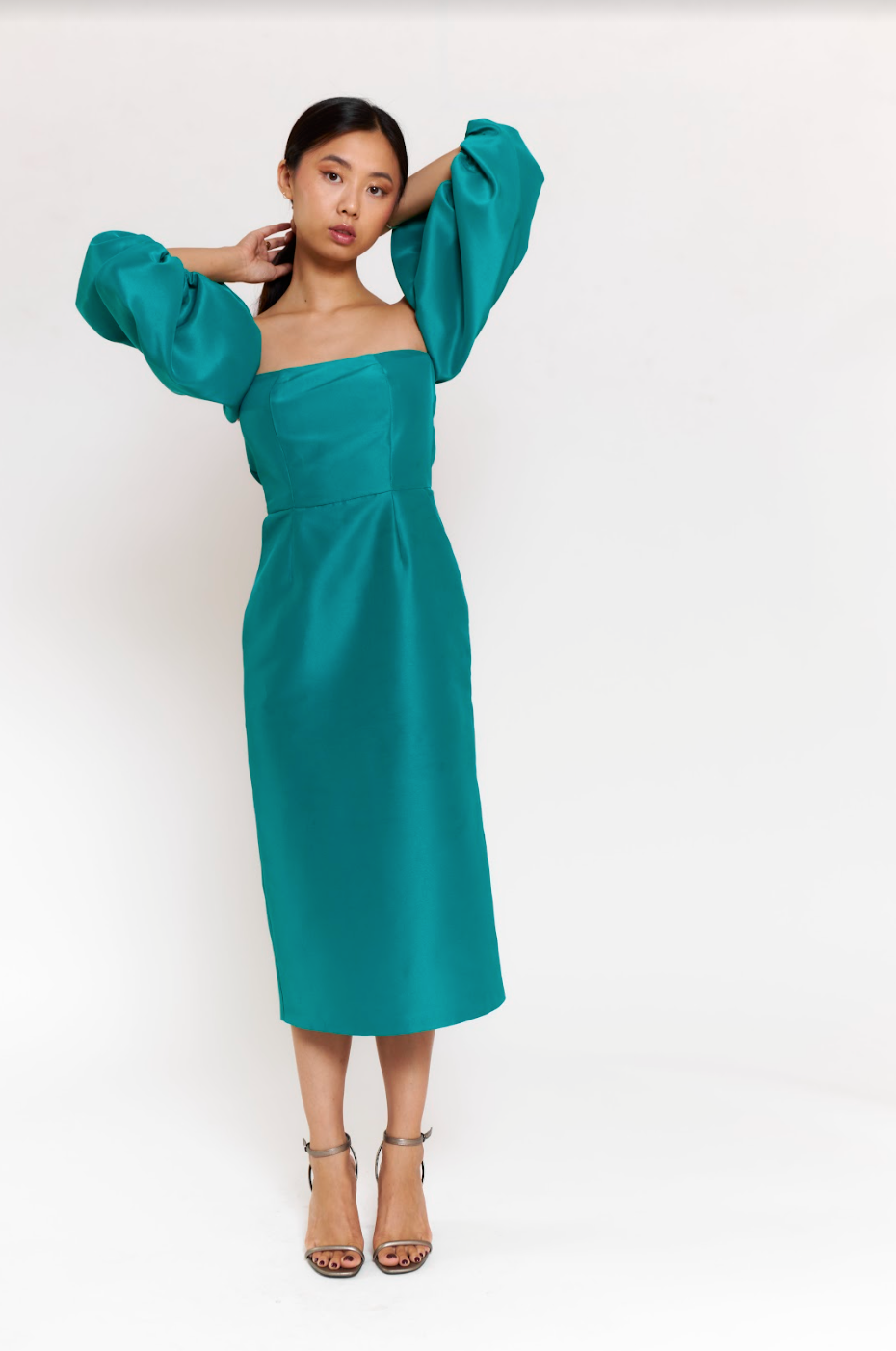 Coosy- Vestido Midi the Label