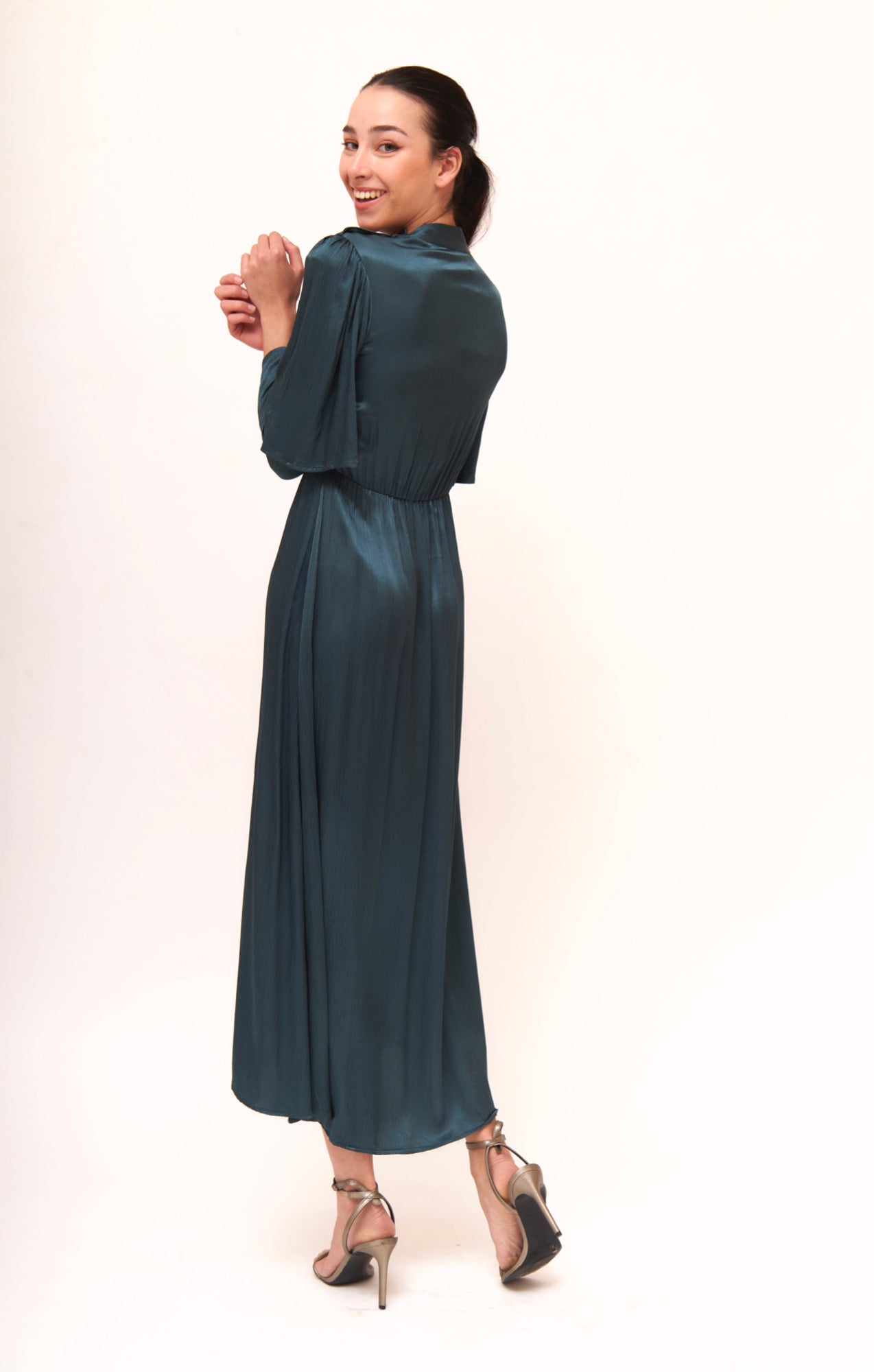 Sophie and Lucie - Vestido Midi Jasmine